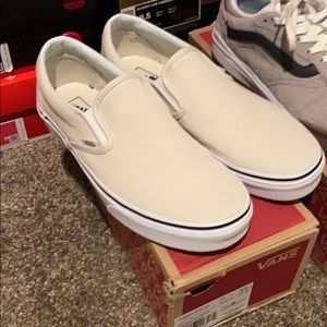 Vans slip on